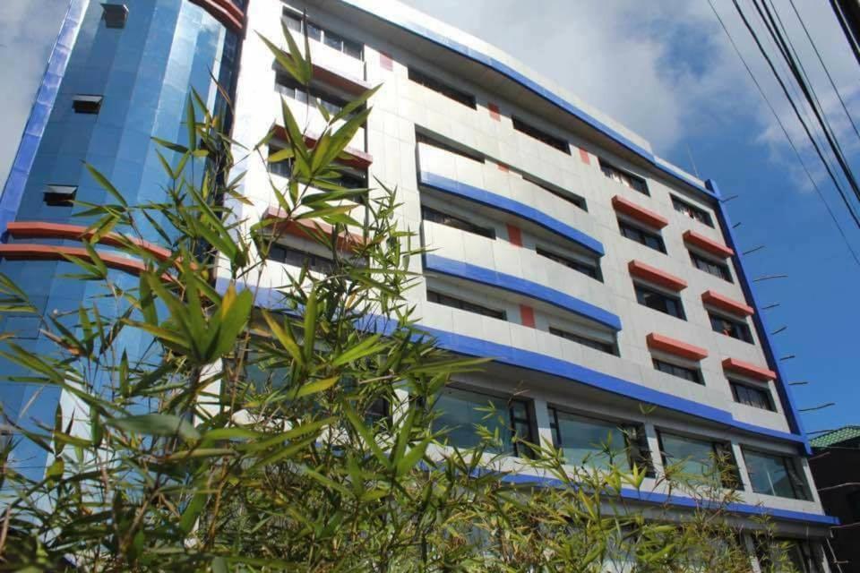 Romel Suites Baguio City Exteriör bild